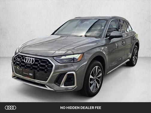 Chronos Gray Metallic 2023 Audi Q5 45 S line Premium Plus