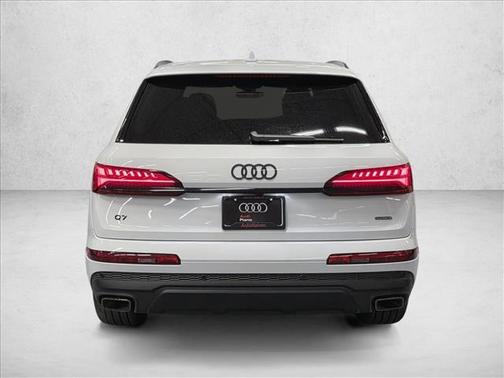 2026 Audi Q7 45 Premium Plus