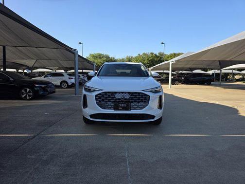 2025 Audi Q5 Premium