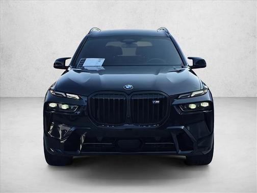 2024 BMW X7 M60i