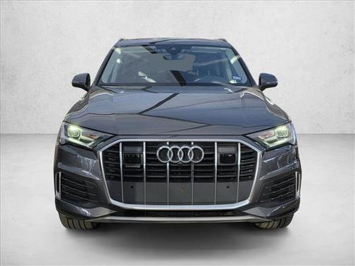 2023 Audi Q7 55 Premium Plus