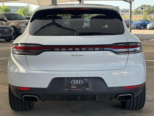 2019 Porsche Macan Base