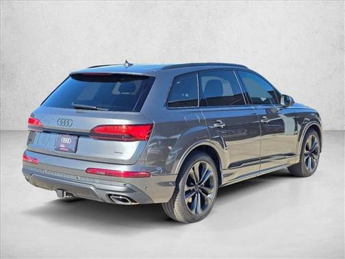 2026 Audi Q7 55 Premium Plus