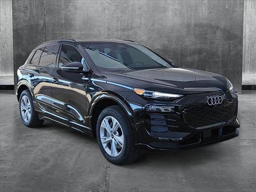 2025 Audi Q6 e-tron Premium