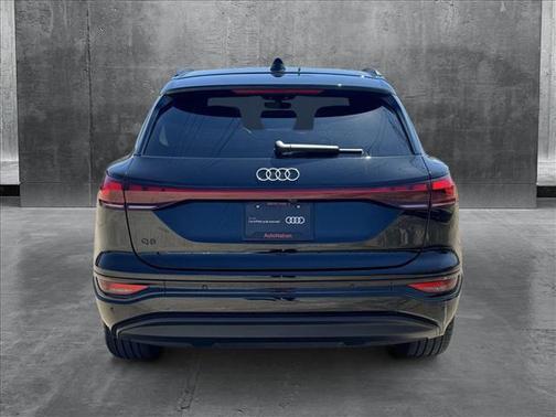 2025 Audi Q6 e-tron Premium