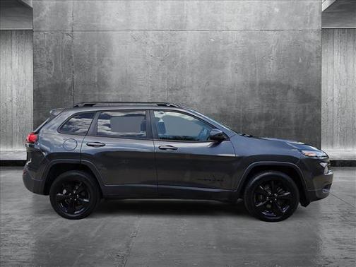 2016 Jeep Cherokee Altitude
