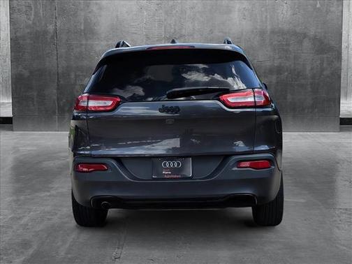 2016 Jeep Cherokee Altitude