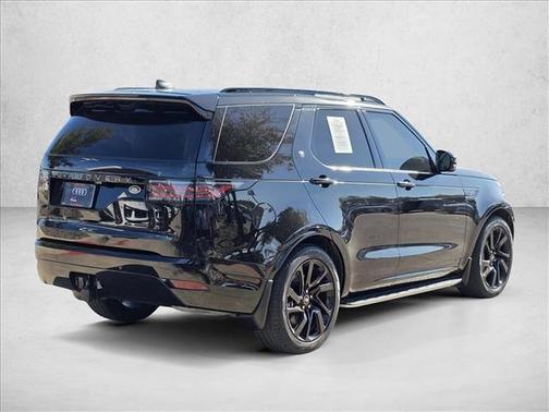 2023 Land Rover Discovery P300 S R-Dynamic