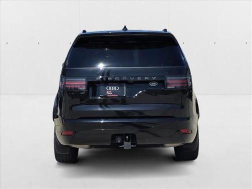 2023 Land Rover Discovery P300 S R-Dynamic