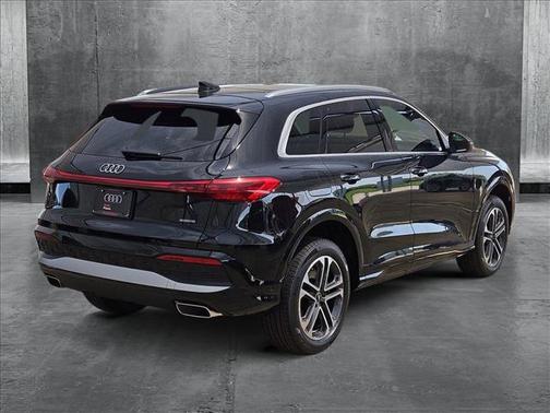 2025 Audi Q5 Premium Plus