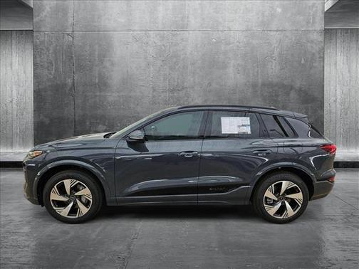 2025 Audi Q6 e-tron Premium Plus quattro