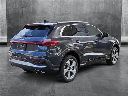 2025 Audi Q5 Premium Plus
