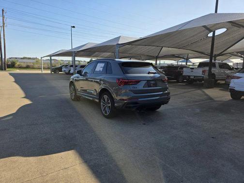 2025 Audi Q3 Premium 45 TFSI S line quattro Tiptronic
