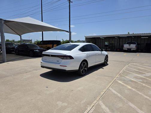 2025 Honda Accord Hybrid Touring