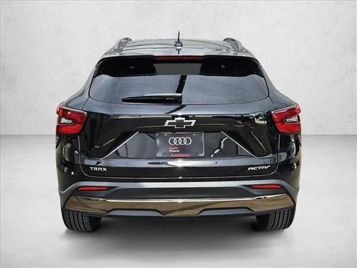 Mosaic Black Metallic 2025 Chevrolet Trax FWD ACTIV