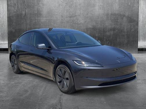 2025 Tesla Model 3 Long Range