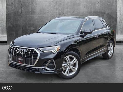 2022 Audi Q3 45 S line Premium Plus