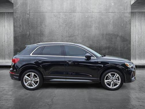 2022 Audi Q3 45 S line Premium Plus