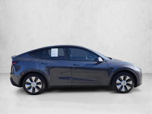 2021 Tesla Model Y Standard Range Rear-Wheel Drive