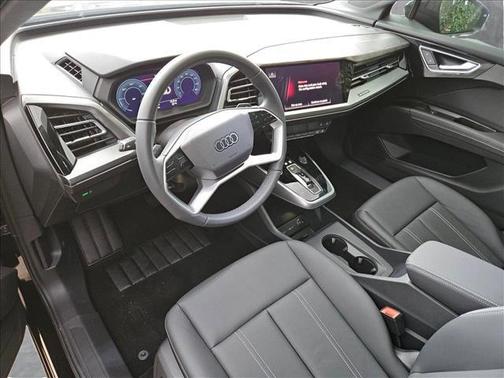 2025 Audi Q4 e-tron Premium 45 RWD