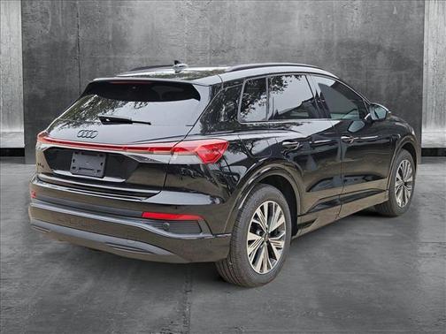 2025 Audi Q4 e-tron Premium 45 RWD