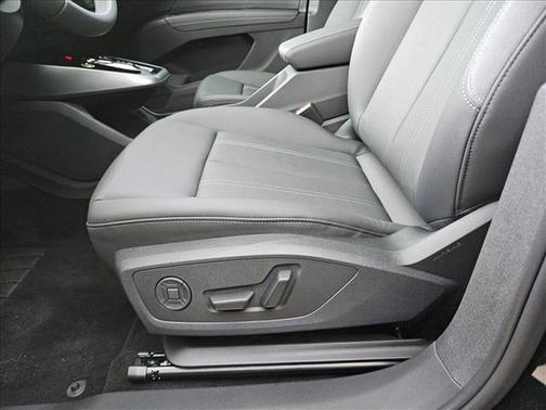 2025 Audi Q4 e-tron Premium 45 RWD