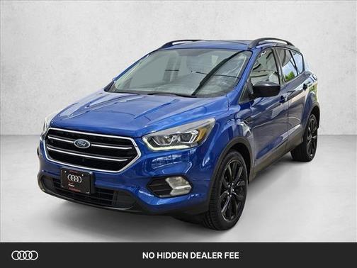 Blue 2018 Ford Escape SE