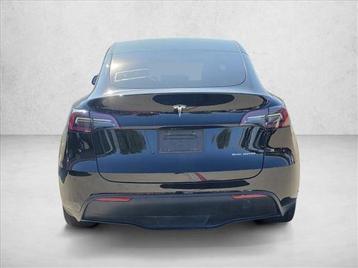 2024 Tesla Model Y Long Range Dual Motor All-Wheel Drive