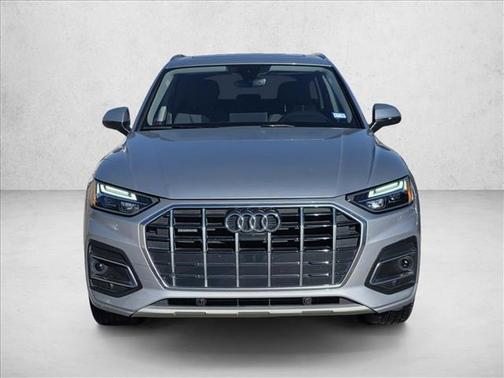 2023 Audi Q5 40 Premium Plus