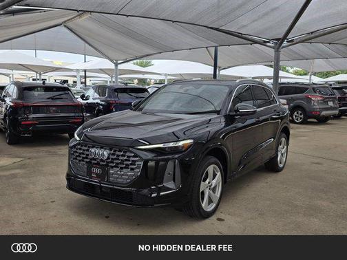 Mythos Black Metallic 2026 Audi Q5 Premium Plus TFSI quattro S tronic
