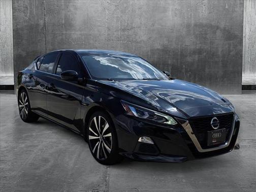 2020 Nissan Altima SR FWD