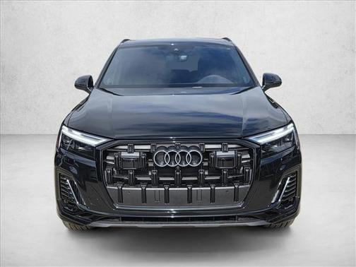 2026 Audi Q7 55 Premium Plus