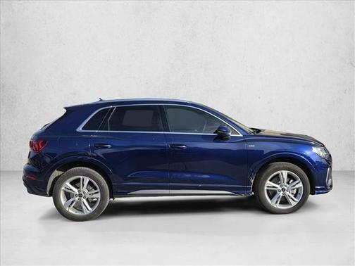 2024 Audi Q3 Premium 45 TFSI S line quattro Tiptronic