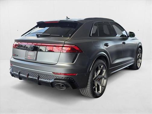 2025 Audi RS Q8 4.0T