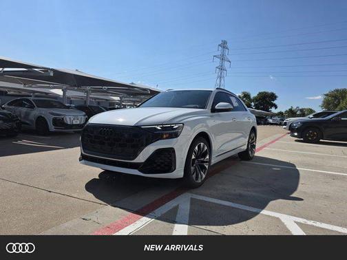 2025 Audi Q8 55 Premium Plus