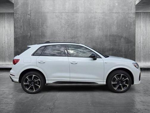 2025 Audi Q3 45 S line Premium Plus