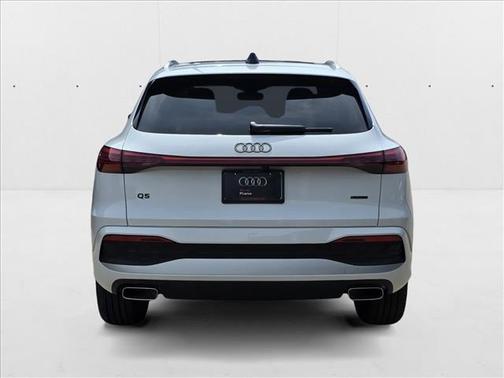 2025 Audi Q5 Premium