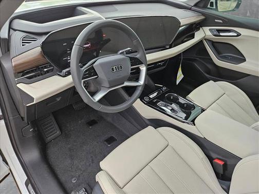2025 Audi Q6 e-tron Prestige quattro