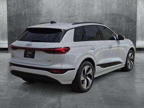 2025 Audi Q6 e-tron Prestige quattro