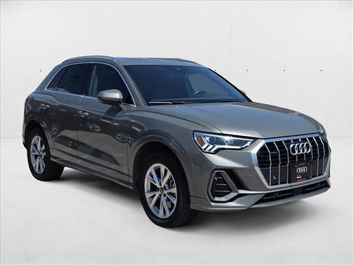 2024 Audi Q3 Premium 45 TFSI S line quattro Tiptronic