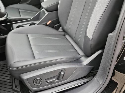 2025 Audi Q4 e-tron Premium 55 quattro