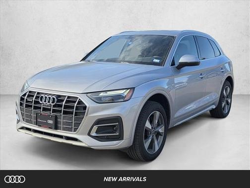 2022 Audi Q5 40 Premium Plus