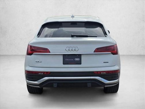 2022 Audi Q5 45 S line Premium Plus