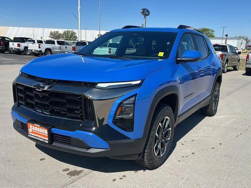 Reef Blue Metallic 2026 Chevrolet Equinox FWD ACTIV
