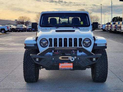 2021 Jeep Gladiator Mojave 4X4