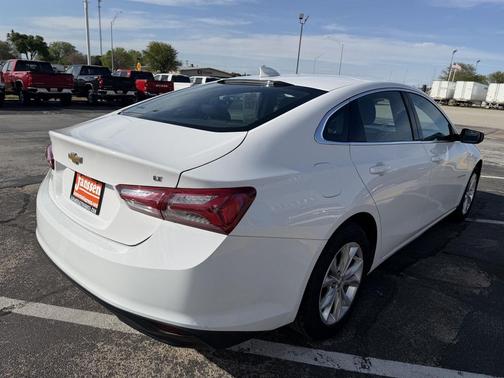 Summit White 2020 Chevrolet Malibu FWD LT