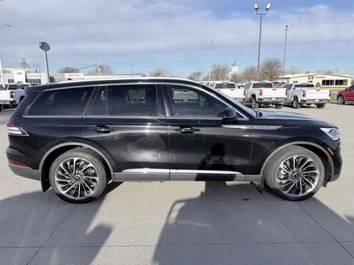 2022 Lincoln Aviator Reserve AWD