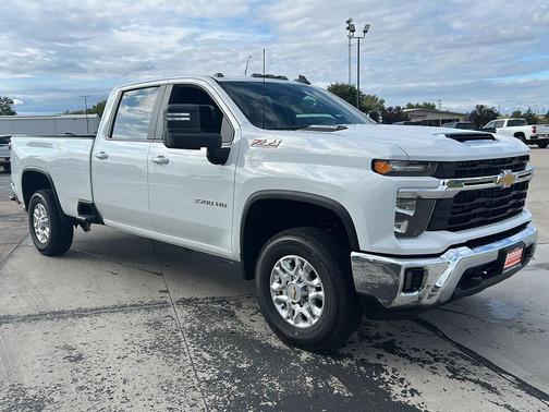 2026 Chevrolet Silverado 3500 LT