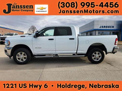 2024 RAM 2500 Big Horn Crew Cab 4x4 6'4' Box