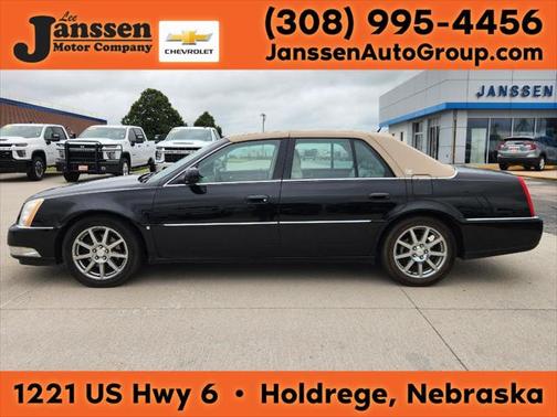 2008 Cadillac DTS Base